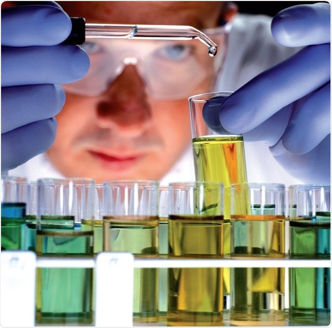 All types of hydrocarbons can be examined, from light distillates up to residua, gas oils as well as aviation turbine fuels