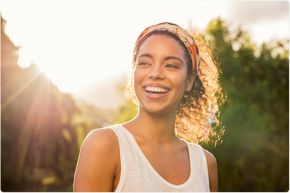 Forcing a smile may improve your mood, according to a new study