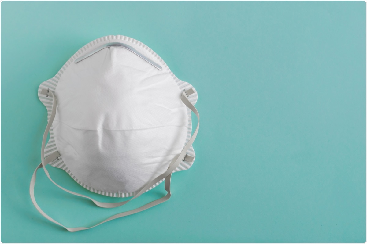 Study: Effectiveness of Face Masks in Blocking the Transmission of SARS-CoV-2: a Preliminary Evaluation of Masks Used by SARS-CoV-2-Infected Individuals. Image Credit: Antonio Rico / Shutterstock