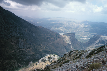 Crete - People who live in mountain areas live longer than those living in lowland areas, according to research from Greece, which has the lowest death rate from heart disease of any developed country.