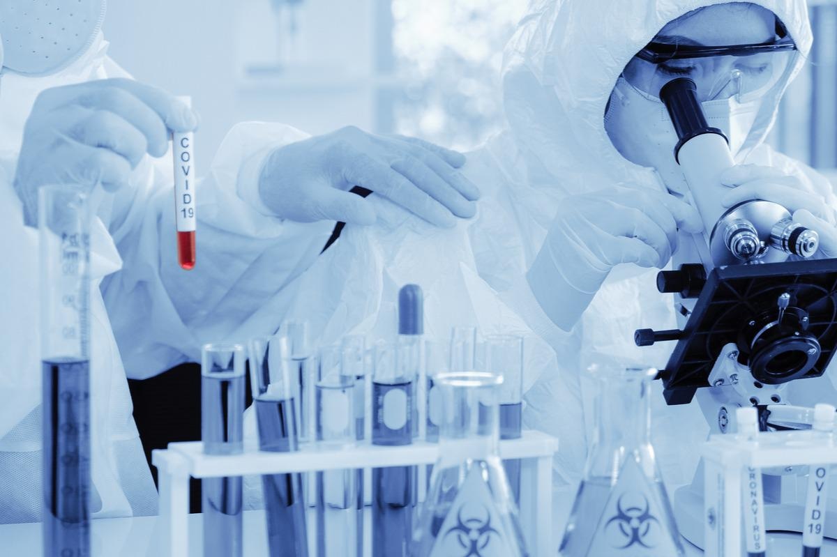 Study: A large-scale systematic survey of SARS-CoV-2 antibodies reveals recurring molecular features. Image Credits: Mongkolchon Akesin/Shutterstock