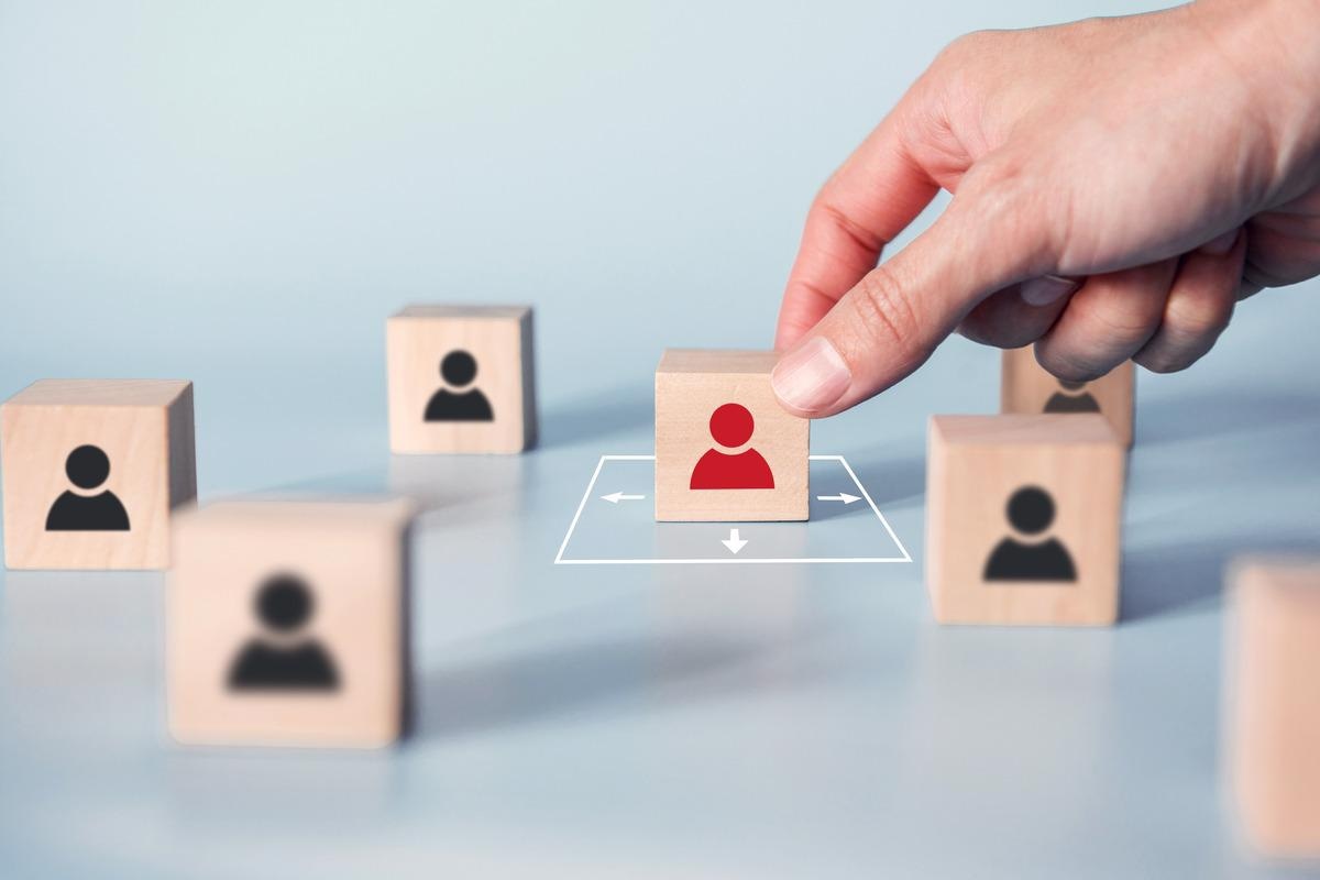 Study: Social Distancing Causally Impacts The Spread of SARS-CoV-2: A U.S. Nationwide Event Study. Image Credit: oatawa/Shutterstock