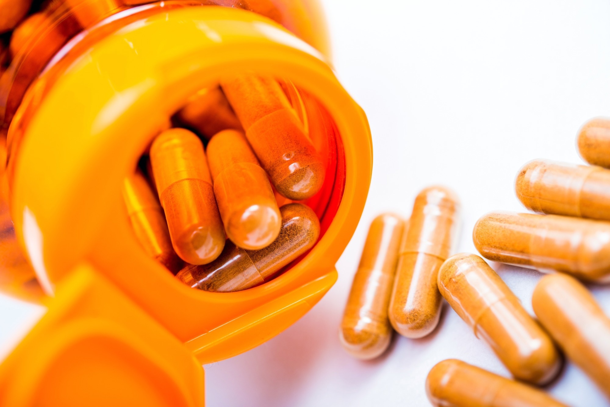 Study: Effect of cinnamon spice on continuously monitored glycemic response in adults with prediabetes: a 4-week randomized controlled crossover trial. Image Credit: Virrage Images / Shutterstock