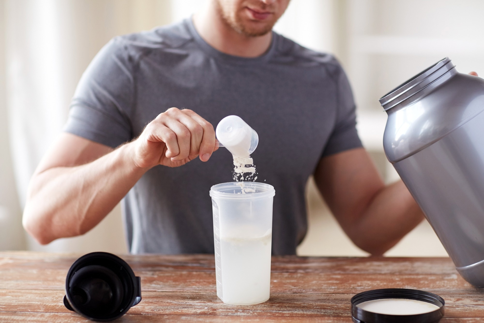 Study: The Effect of Creatine Nitrate and Caffeine Individually or Combined on Exercise Performance and Cognitive Function: A Randomized, Crossover, Double-Blind, Placebo-Controlled Trial. Image Credit: Ground Picture/Shutterstock.com