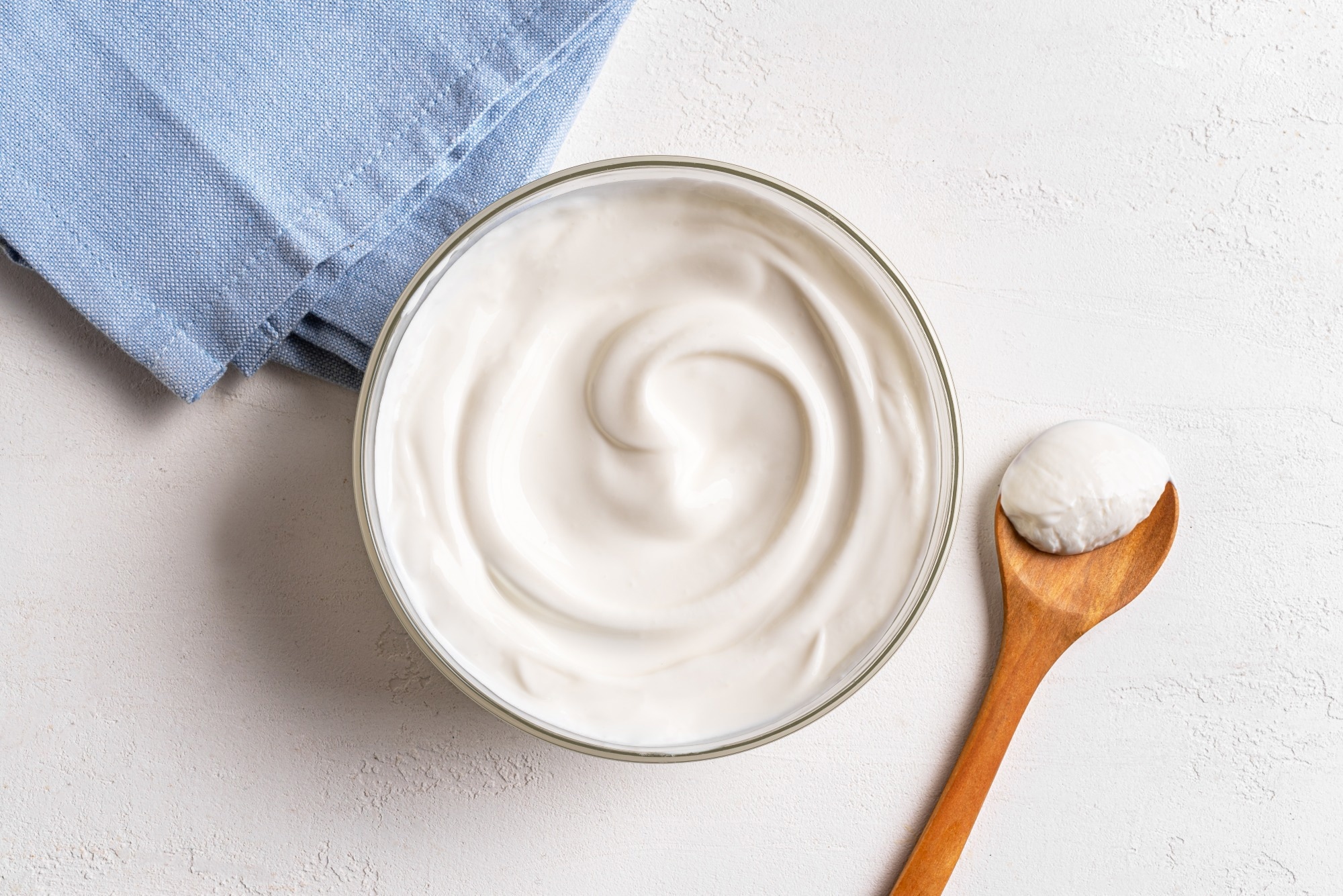 Study: Long-term yogurt intake and colorectal cancer incidence subclassified by Bifidobacterium abundance in tumor. Image Credit: Oksana Mizina / Shutterstock