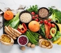 How fiber intake shapes your gut microbes’ digestion strategy
