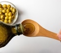 Olive oil intake is linked to lower belly fat and healthier weight